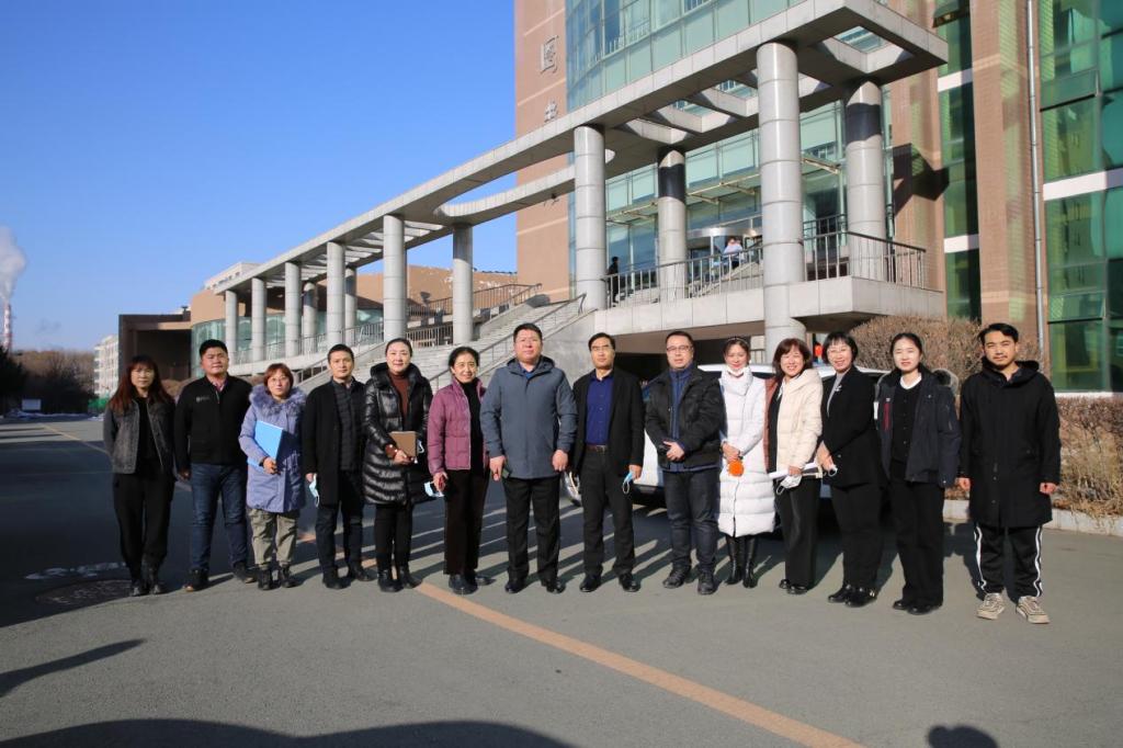 長春經開區工信局領導蒞臨我校指導創業孵化基地工作，共促校企協同發展